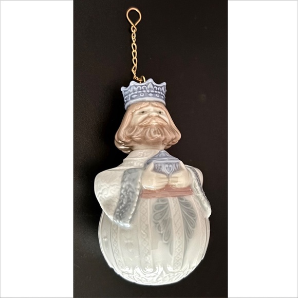 Lladro King Gaspar Christmas Ornament - Picture 2 of 8